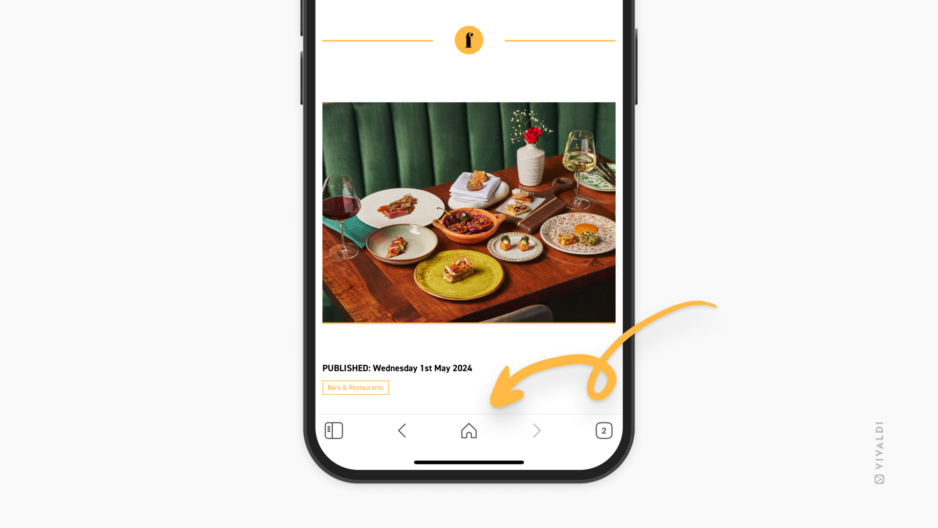 Vivaldi on iOS, with an arrow pointing at the Home button.